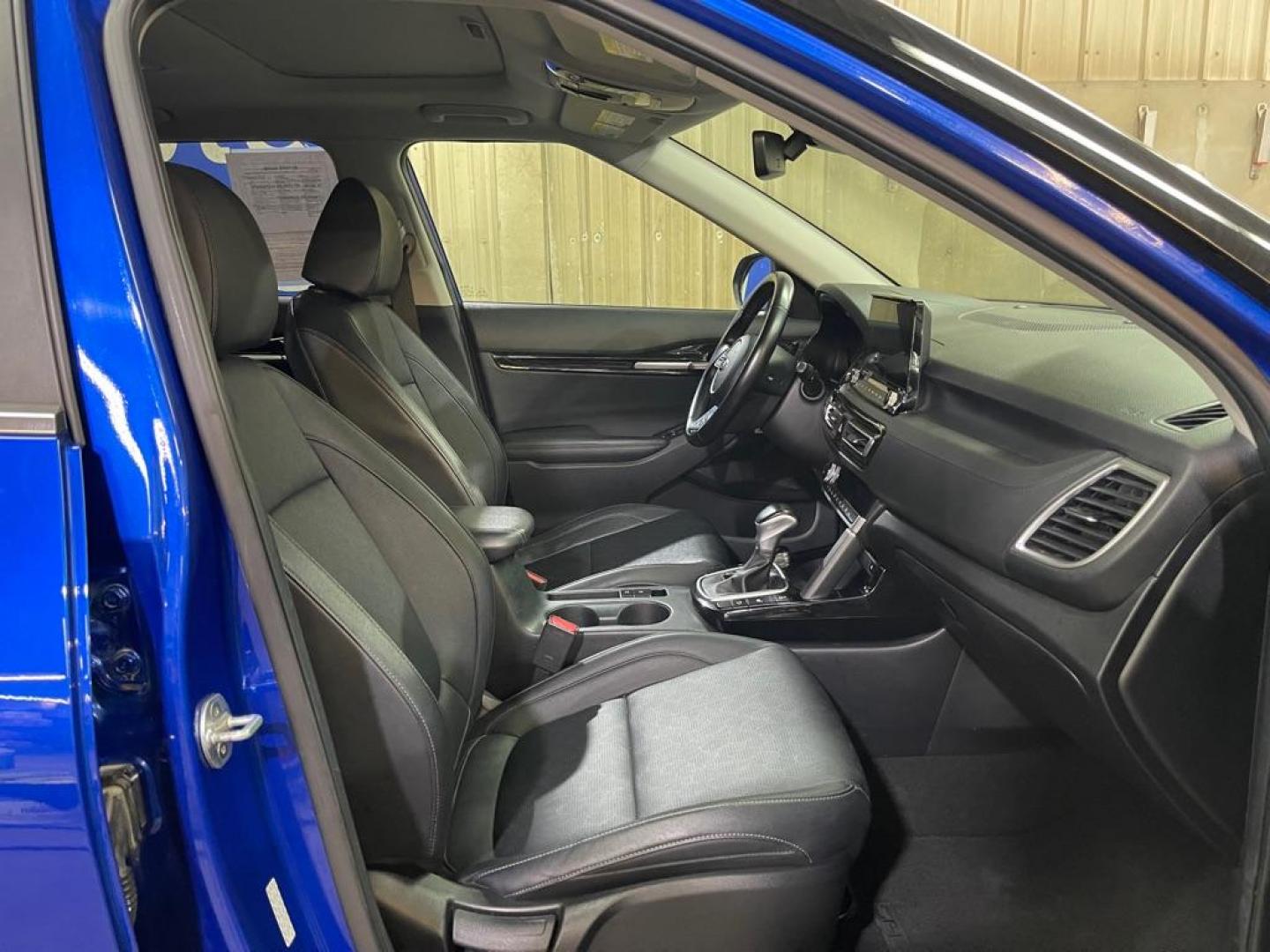 2021 BLUE KIA SELTOS SX (KNDETCA26M7) with an 1.6L engine, Automatic transmission, located at 2525 S. Cushman, Fairbanks, AK, 99701, (907) 452-5707, 64.824036, -147.712311 - Photo#3