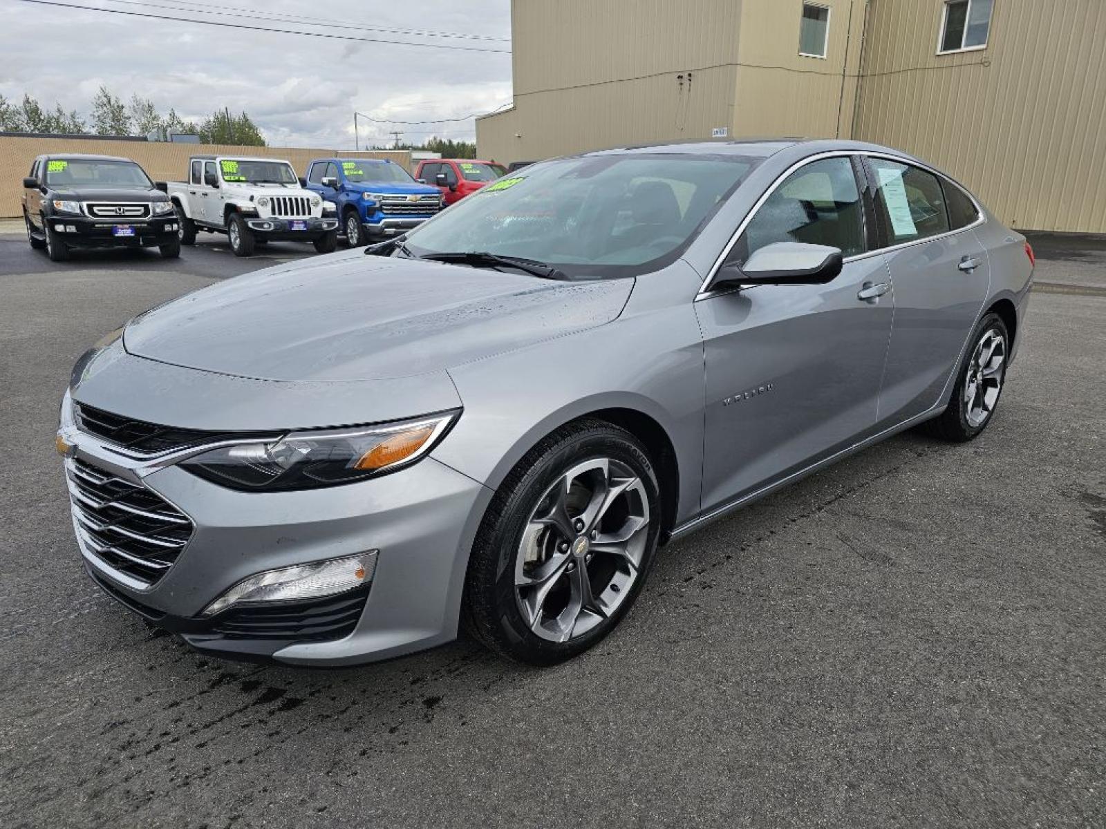 2023 SILVER CHEVROLET MALIBU LT LT (1G1ZD5ST1PF) with an 1.5L engine, Continuously Variable transmission, located at 2525 S. Cushman, Fairbanks, AK, 99701, (907) 452-5707, 64.824036, -147.712311 - Photo#1