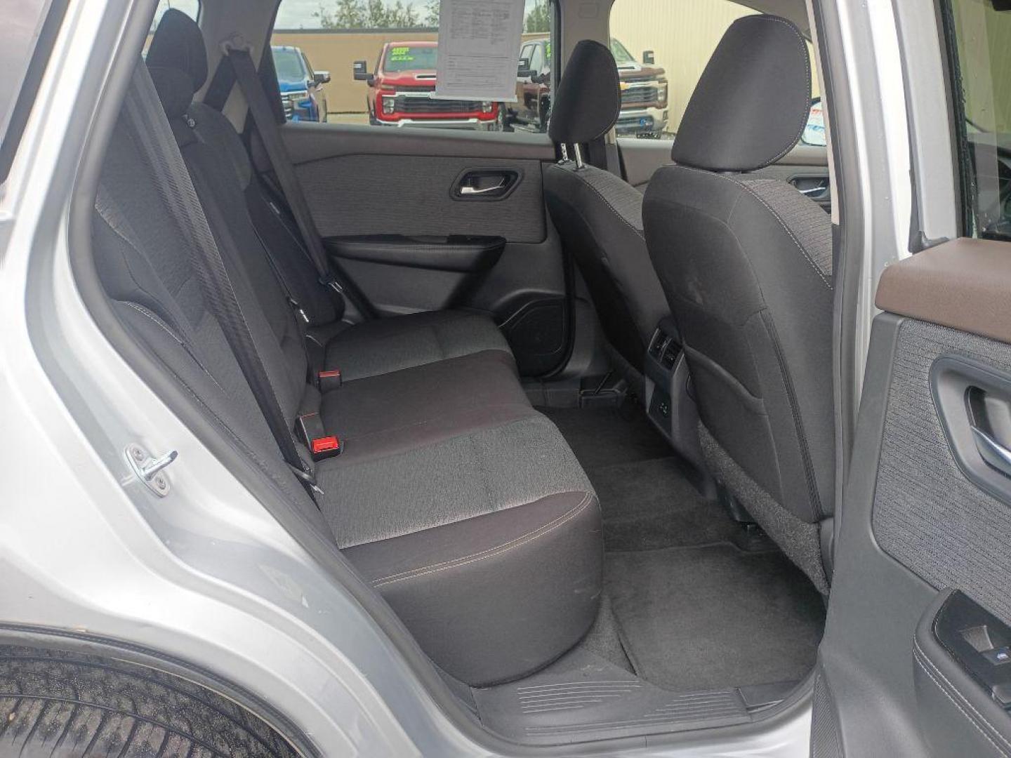 2023 GRAY NISSAN ROGUE SV (5N1BT3BB1PC) with an 1.5L engine, Continuously Variable transmission, located at 2525 S. Cushman, Fairbanks, AK, 99701, (907) 452-5707, 64.824036, -147.712311 - Photo#4