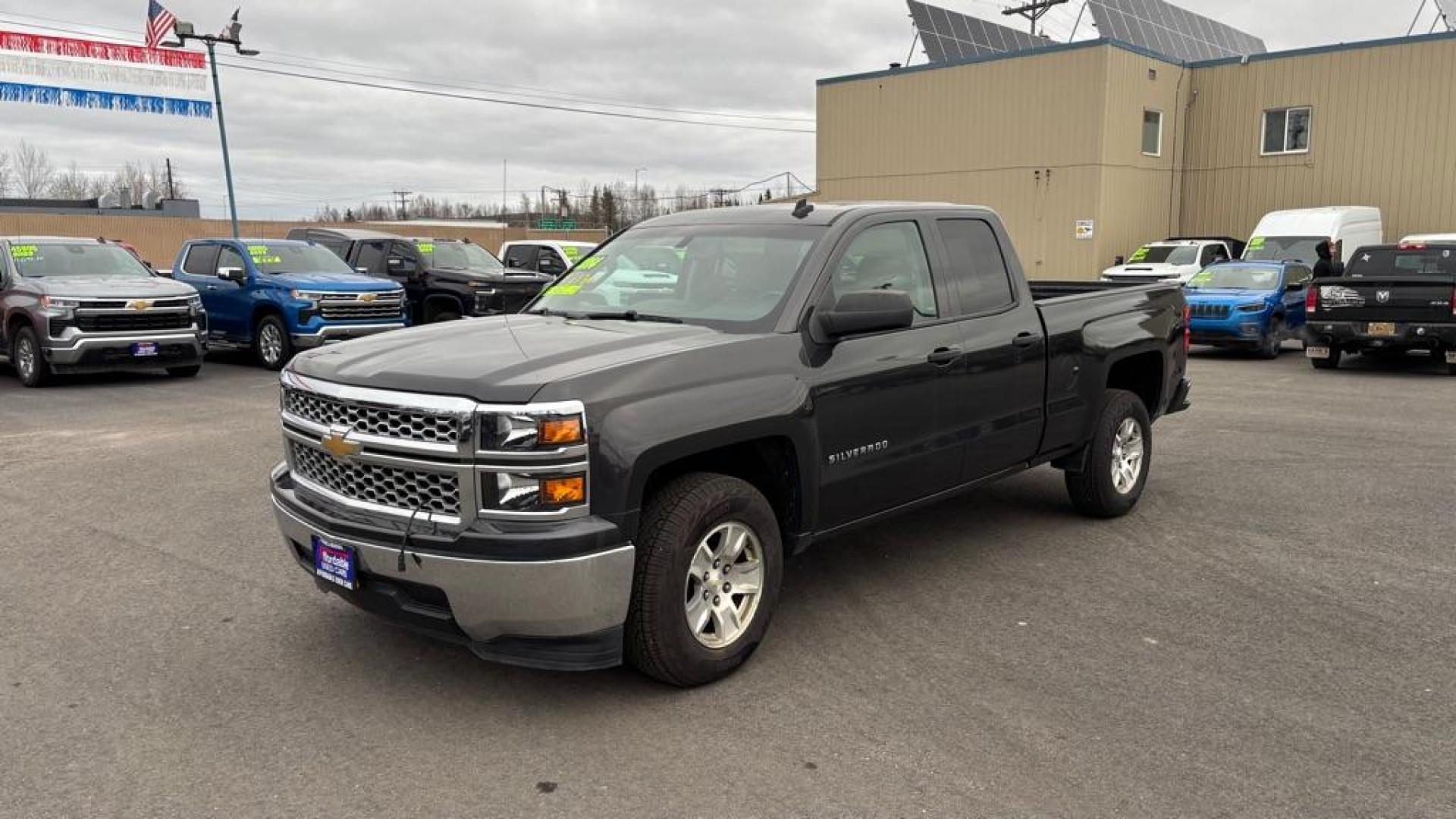 2014 GREY CHEVROLET SILVERADO 1500 LT (1GCRCREC7EZ) with an 5.3L engine, Automatic transmission, located at 2525 S. Cushman, Fairbanks, AK, 99701, (907) 452-5707, 64.824036, -147.712311 - Photo#0