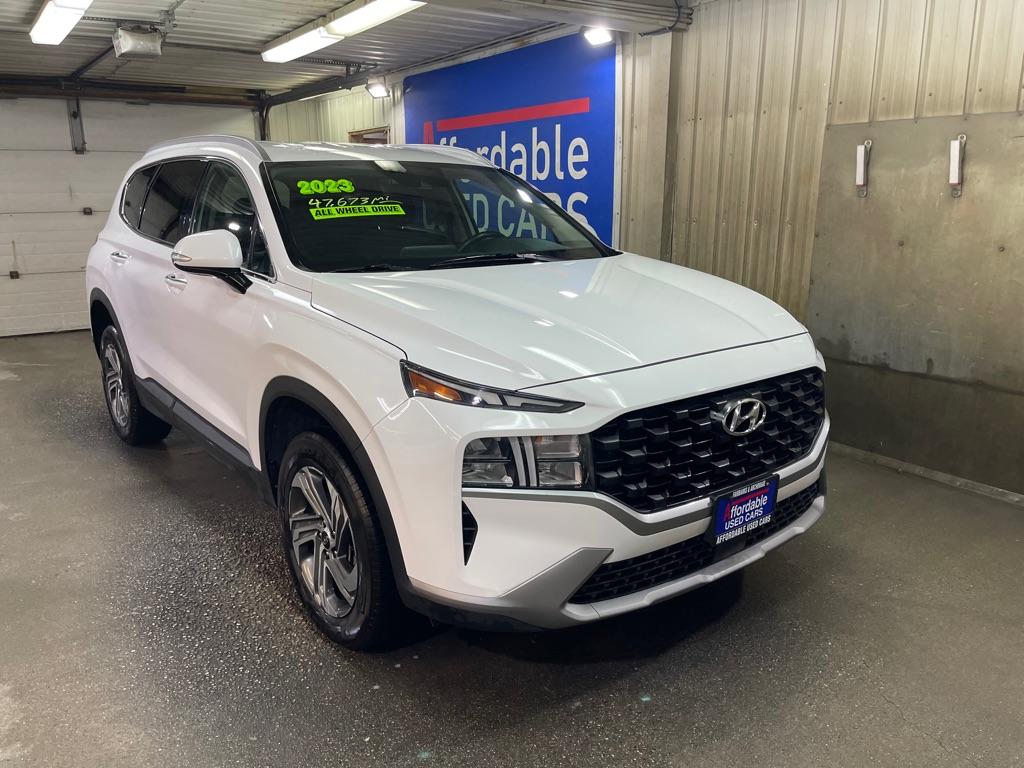 photo of 2023 HYUNDAI SANTA FE SEL