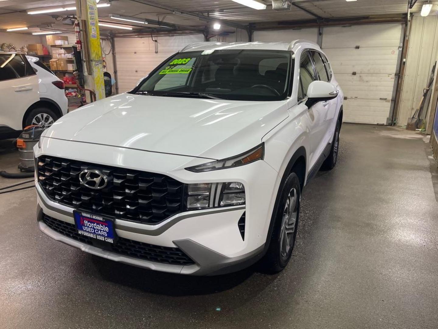 2023 WHITE HYUNDAI SANTA FE SEL (5NMS2DAJ4PH) with an 2.5L engine, Automatic transmission, located at 2525 S. Cushman, Fairbanks, AK, 99701, (907) 452-5707, 64.824036, -147.712311 - Photo#1