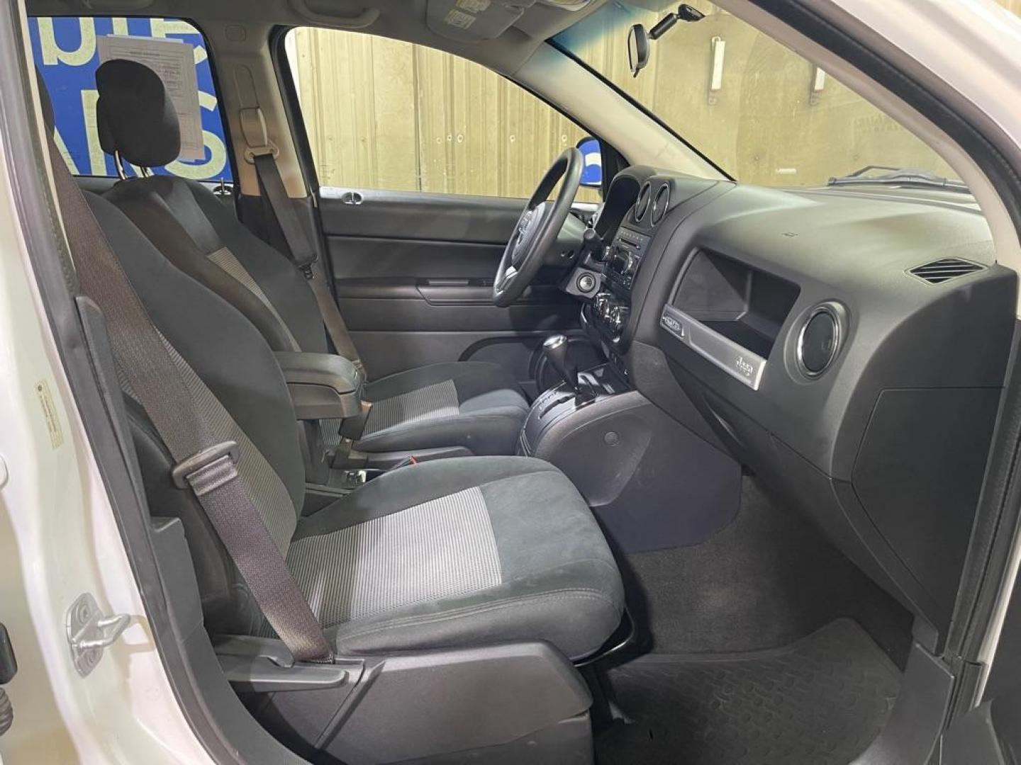 2014 WHITE JEEP COMPASS SPORT (1C4NJDBB3ED) with an 2.4L engine, Continuously Variable transmission, located at 2525 S. Cushman, Fairbanks, AK, 99701, (907) 452-5707, 64.824036, -147.712311 - Photo#3