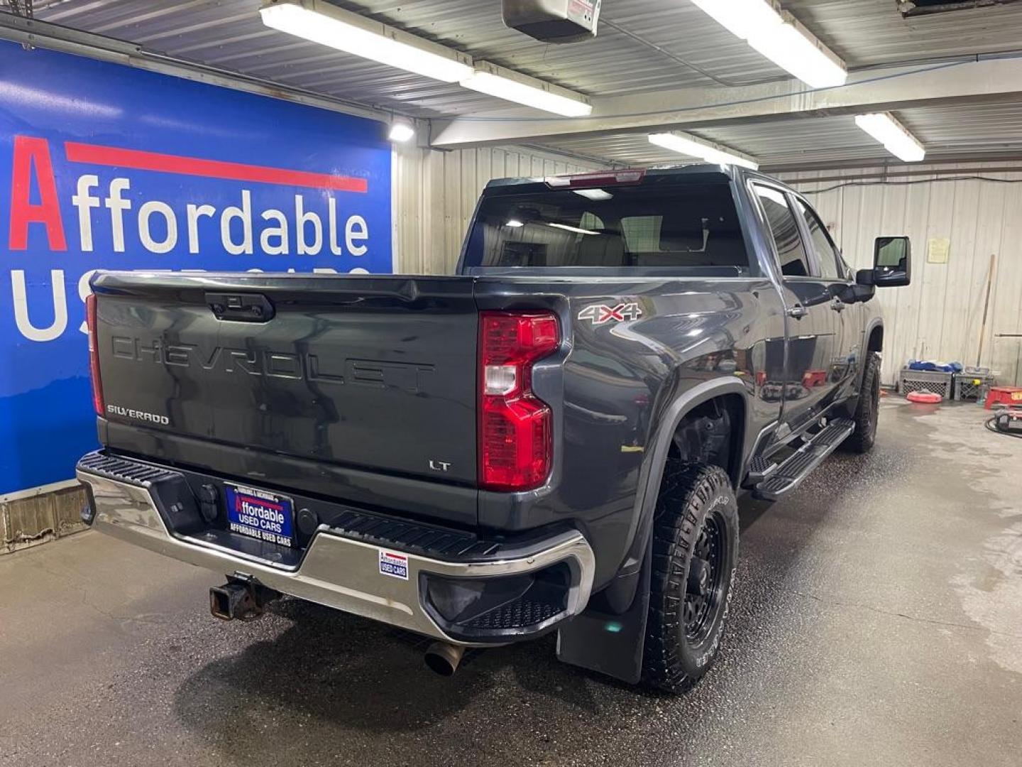 2020 GRAY CHEVROLET SILVERADO 2500 HEAVY DUTY LT (1GC4YNE77LF) with an 6.6L engine, Automatic transmission, located at 2525 S. Cushman, Fairbanks, AK, 99701, (907) 452-5707, 64.824036, -147.712311 - Photo#2