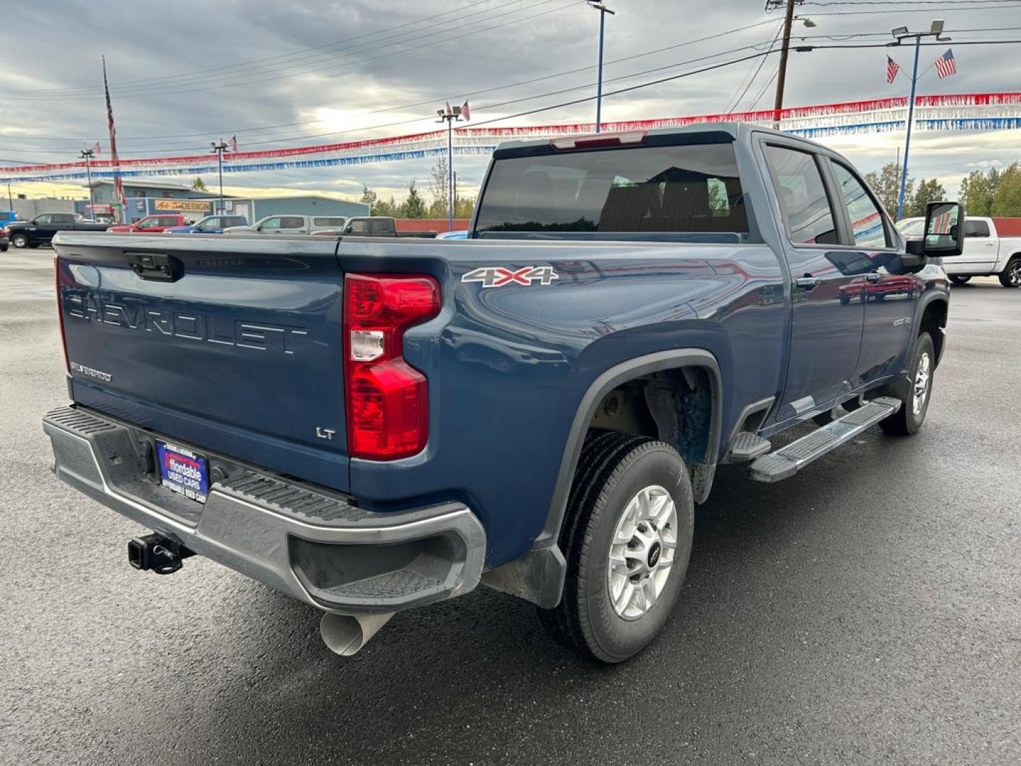 2024 BLUE CHEVROLET SILVERADO 2500 HEAVY DUTY LT (2GC4YNEY2R1) with an 6.6L engine, Automatic transmission, located at 2525 S. Cushman, Fairbanks, AK, 99701, (907) 452-5707, 64.824036, -147.712311 - Photo#2
