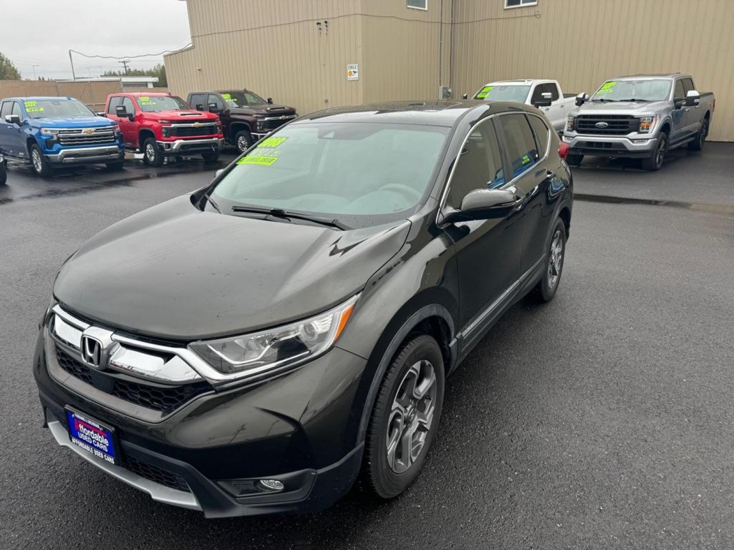 2018 GREEN HONDA CR-V EX (7FARW2H52JE) with an 1.5L engine, Continuously Variable transmission, located at 2525 S. Cushman, Fairbanks, AK, 99701, (907) 452-5707, 64.824036, -147.712311 - Photo#1