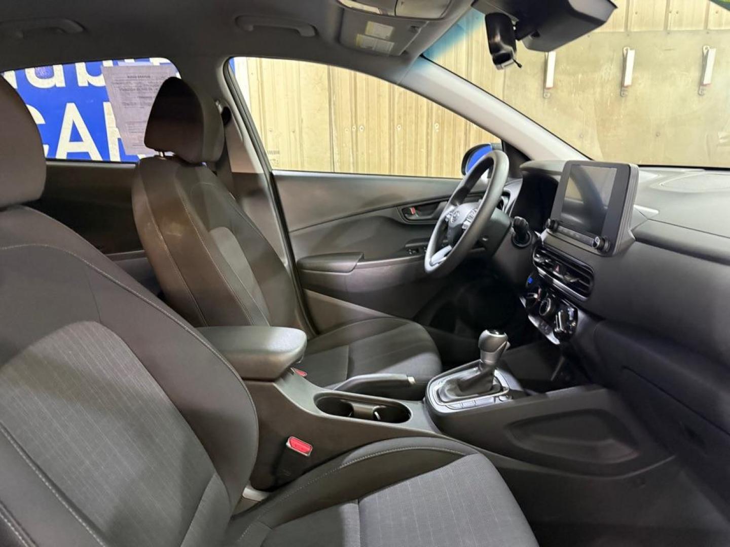 2023 GRAY HYUNDAI KONA SEL (KM8K6CAB8PU) with an 2.0L engine, Continuously Variable transmission, located at 2525 S. Cushman, Fairbanks, AK, 99701, (907) 452-5707, 64.824036, -147.712311 - Photo#5