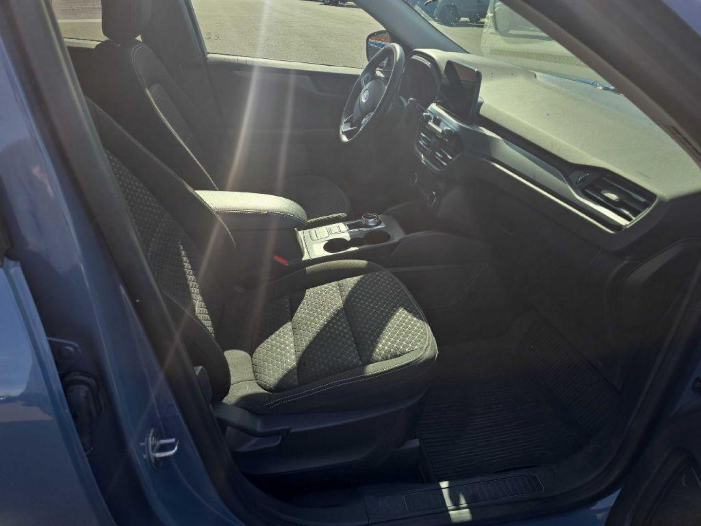 2023 BLUE FORD ESCAPE ACTIVE (1FMCU9GN1PU) with an 1.5L engine, Automatic transmission, located at 2525 S. Cushman, Fairbanks, AK, 99701, (907) 452-5707, 64.824036, -147.712311 - Photo#4