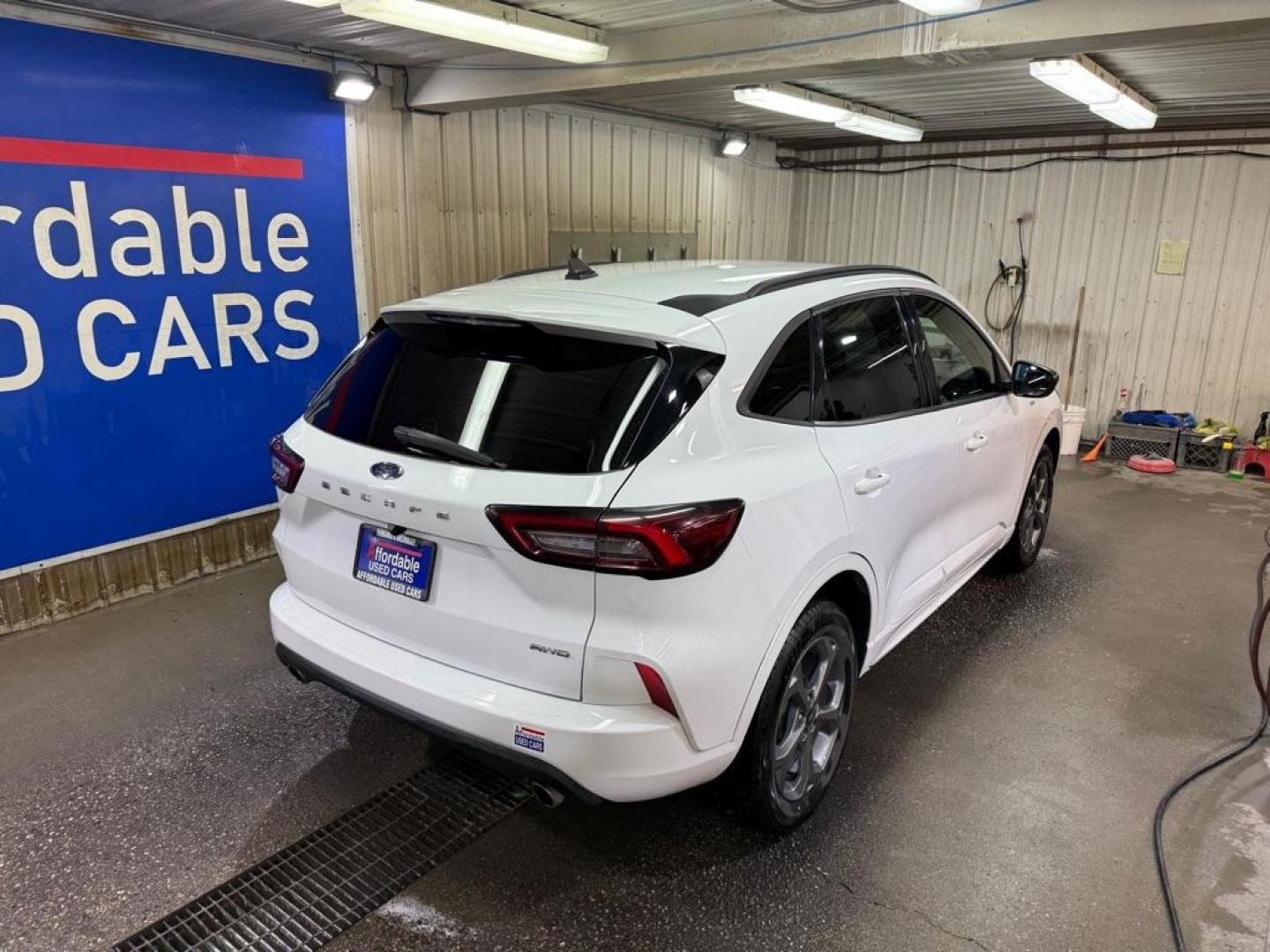 2023 WHITE FORD ESCAPE ST LINE ST LINE (1FMCU9MN4PU) with an 1.5L engine, Automatic transmission, located at 2525 S. Cushman, Fairbanks, AK, 99701, (907) 452-5707, 64.824036, -147.712311 - Photo#3