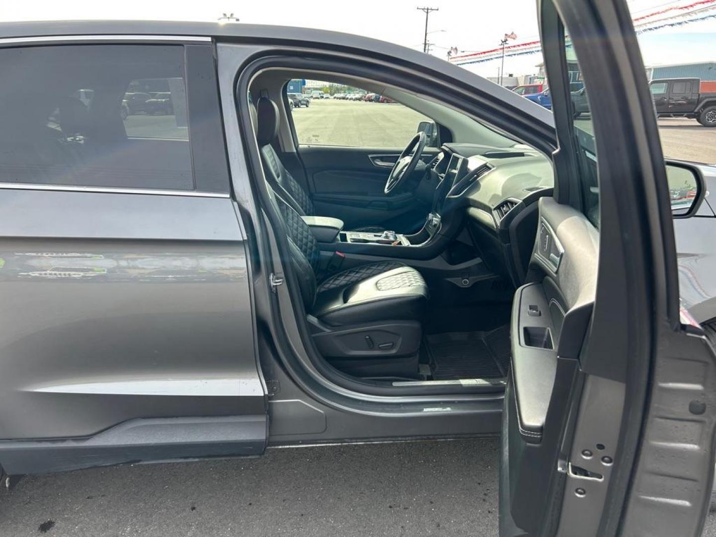 2023 GRAY FORD EDGE TITANIUM (2FMPK4K93PB) with an 2.0L engine, Automatic transmission, located at 2525 S. Cushman, Fairbanks, AK, 99701, (907) 452-5707, 64.824036, -147.712311 - Photo#4