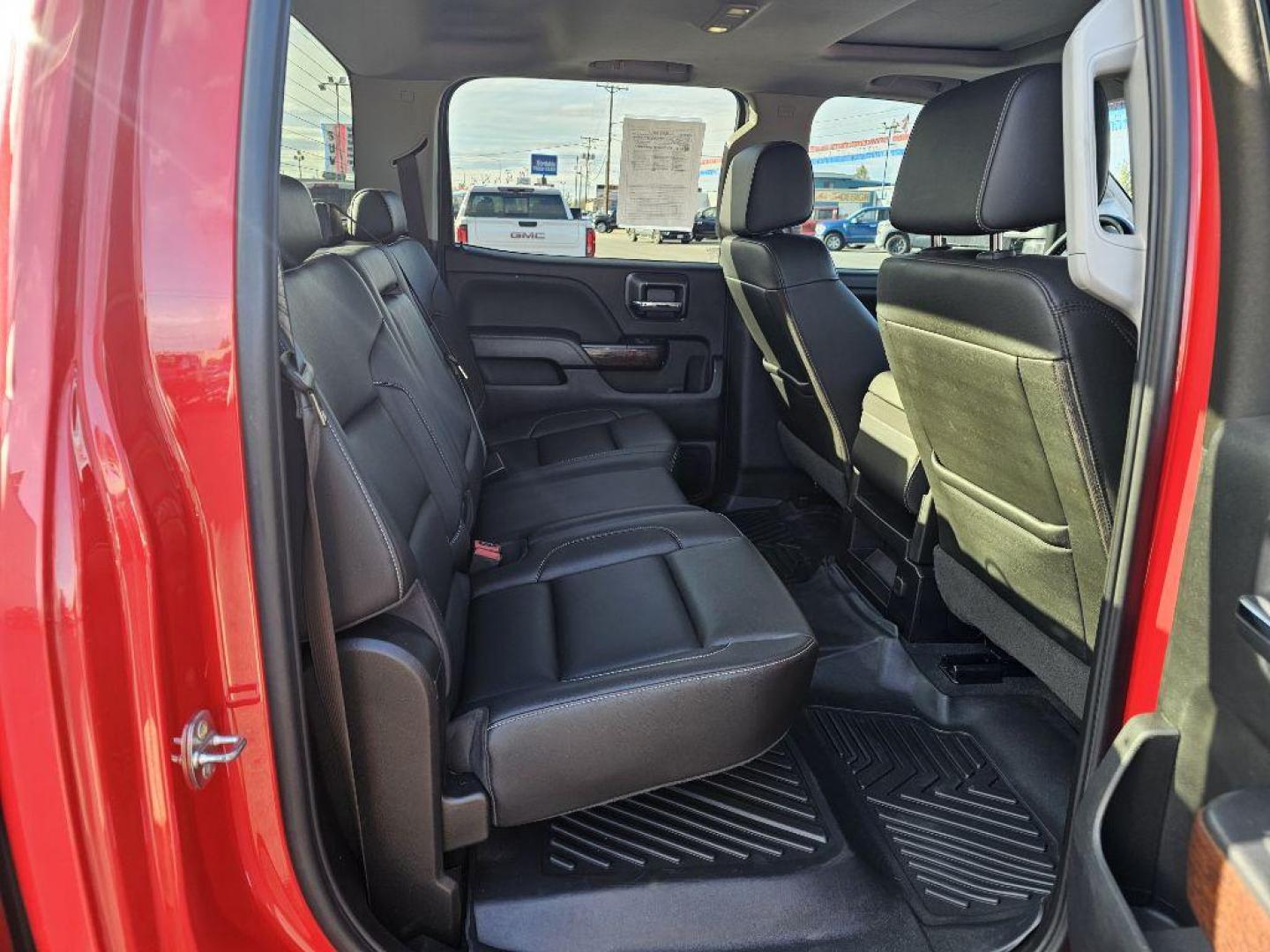 2019 RED GMC SIERRA 2500 SLT (1GT12REY2KF) with an 6.6L engine, Automatic transmission, located at 2525 S. Cushman, Fairbanks, AK, 99701, (907) 452-5707, 64.824036, -147.712311 - Photo#5