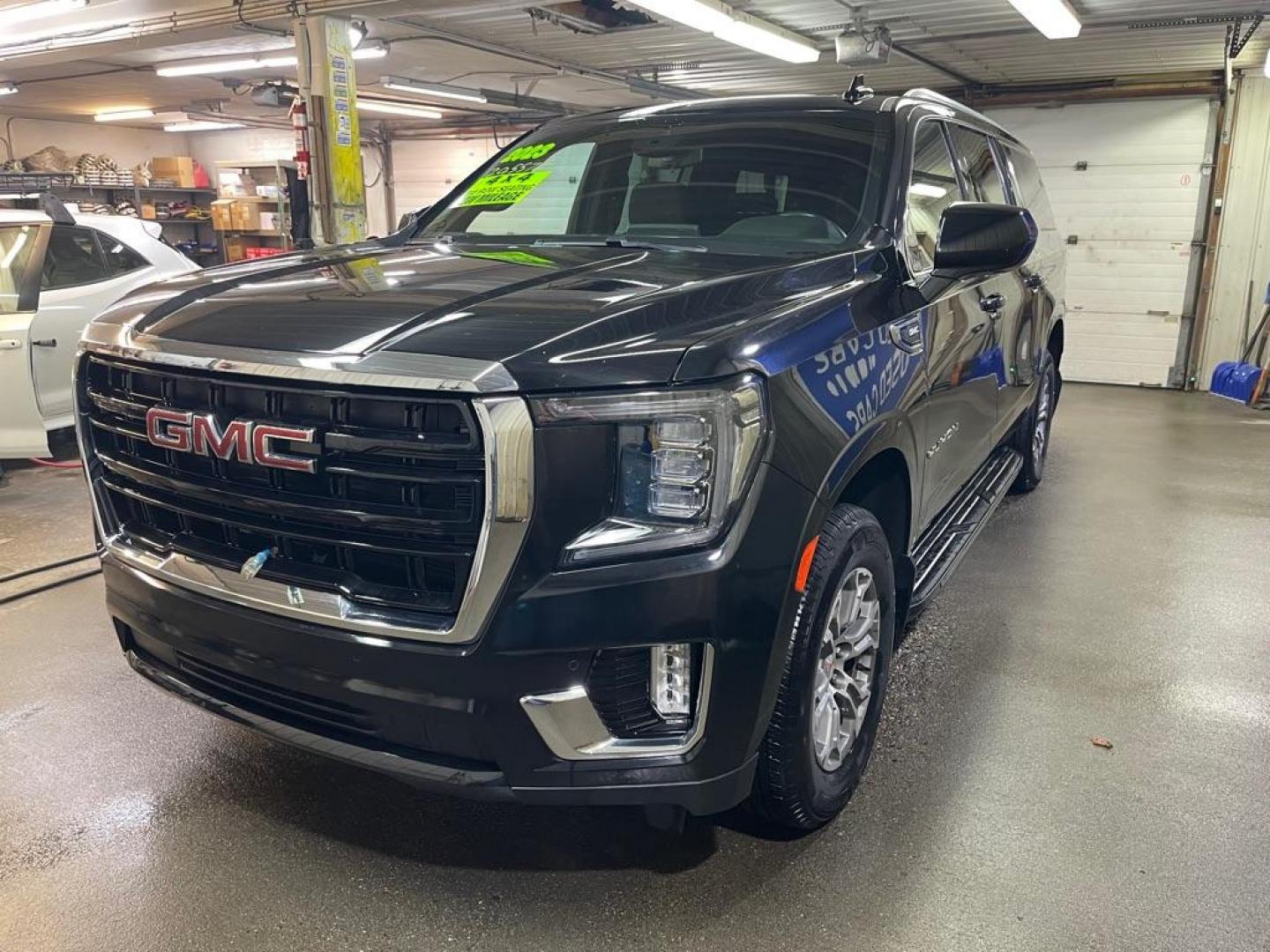 2023 BLACK GMC YUKON XL 1500 SLE (1GKS2FKD5PR) with an 5.3L engine, Automatic transmission, located at 2525 S. Cushman, Fairbanks, AK, 99701, (907) 452-5707, 64.824036, -147.712311 - Photo#1
