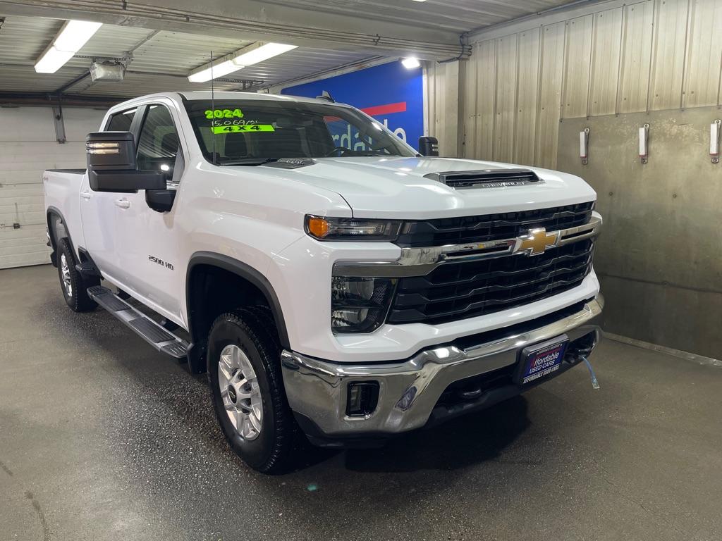 photo of 2024 CHEVROLET SILVERADO 2500 HEAVY DUTY LT