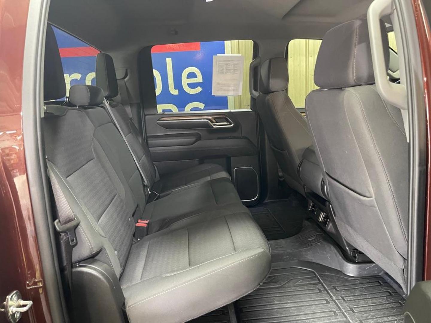 2024 BLACK CHEVROLET SILVERADO 2500 HEAVY DUTY LT (1GC4YNE71RF) with an 6.6L engine, Automatic transmission, located at 2525 S. Cushman, Fairbanks, AK, 99701, (907) 452-5707, 64.824036, -147.712311 - Photo#4