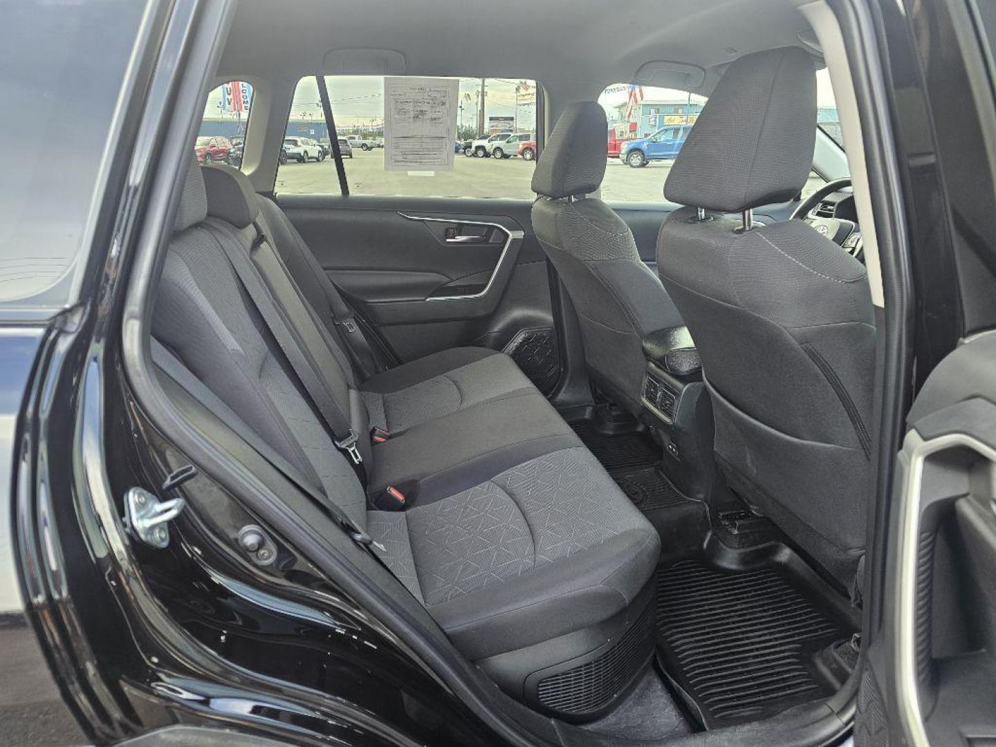 2023 GRAY TOYOTA RAV4 XLE XLE (4T3RWRFV1PU) with an 2.5L engine, Continuously Variable transmission, located at 2525 S. Cushman, Fairbanks, AK, 99701, (907) 452-5707, 64.824036, -147.712311 - Photo#5