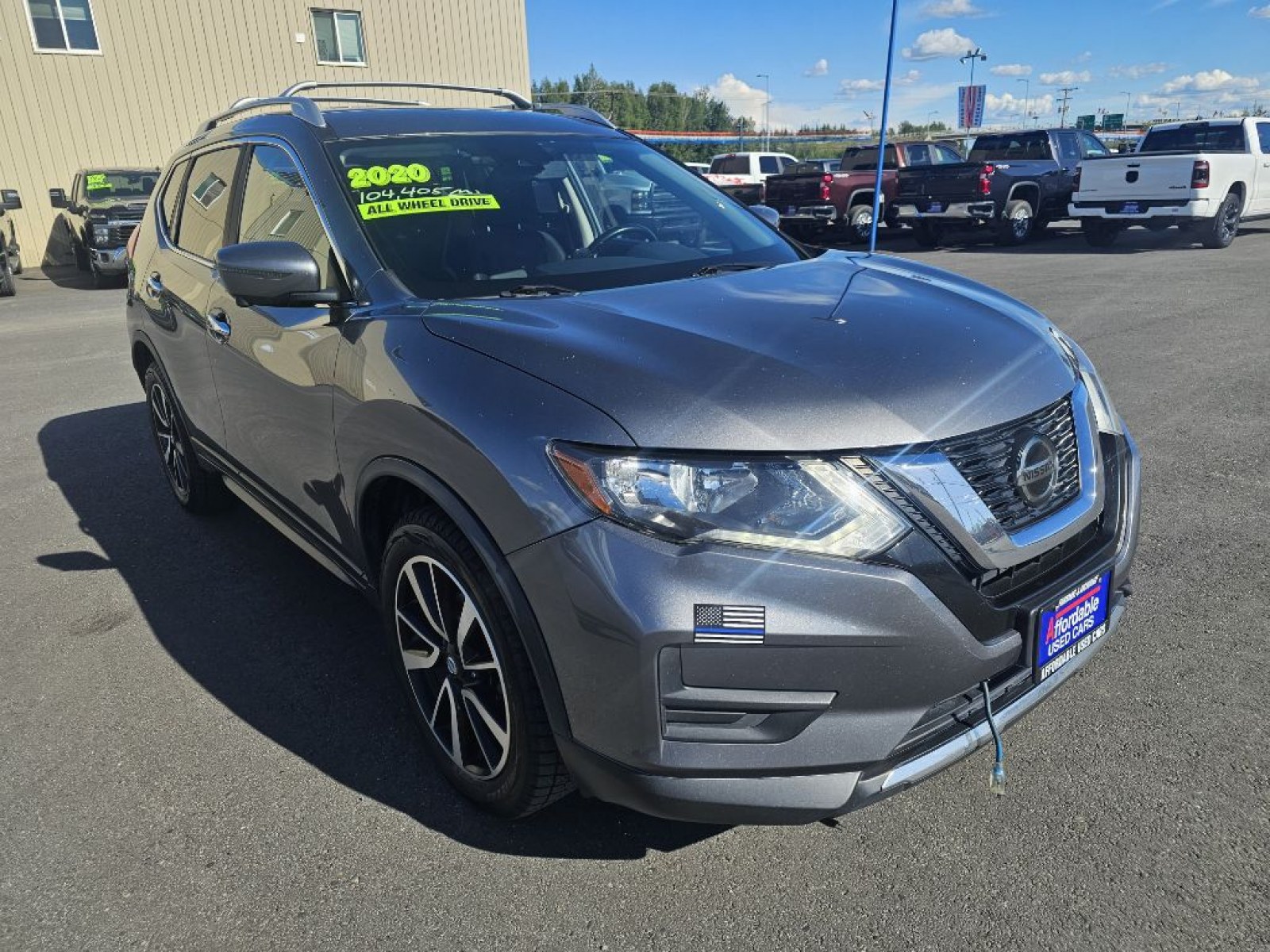 2020 GRAY NISSAN ROGUE S (JN8AT2MV0LW) with an 2.5L engine, Continuously Variable transmission, located at 2525 S. Cushman, Fairbanks, AK, 99701, (907) 452-5707, 64.824036, -147.712311 - Photo#0
