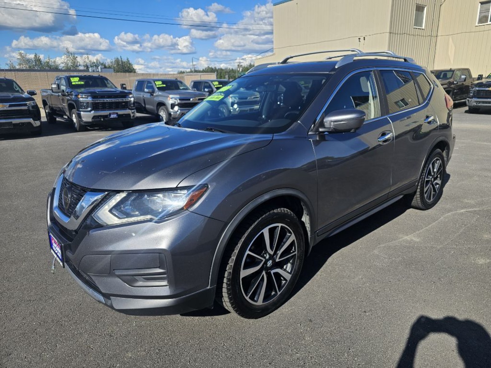 2020 GRAY NISSAN ROGUE S (JN8AT2MV0LW) with an 2.5L engine, Continuously Variable transmission, located at 2525 S. Cushman, Fairbanks, AK, 99701, (907) 452-5707, 64.824036, -147.712311 - Photo#1