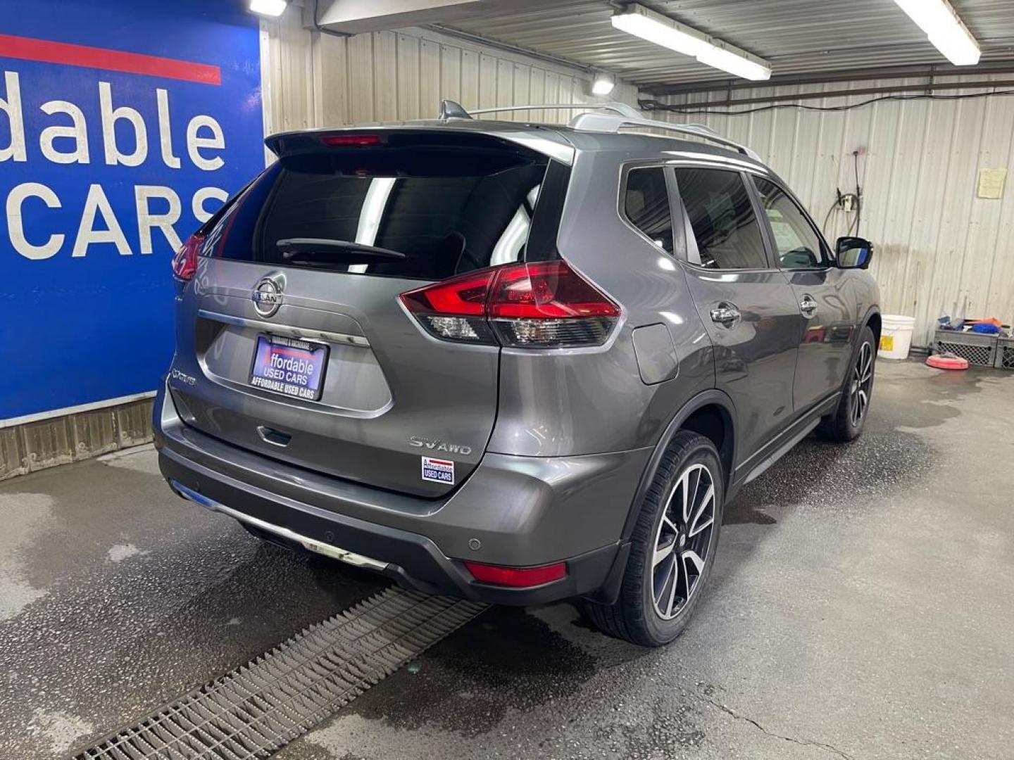 2020 GREY NISSAN ROGUE S S (JN8AT2MV0LW) with an 2.5L engine, Continuously Variable transmission, located at 2525 S. Cushman, Fairbanks, AK, 99701, (907) 452-5707, 64.824036, -147.712311 - Photo#2