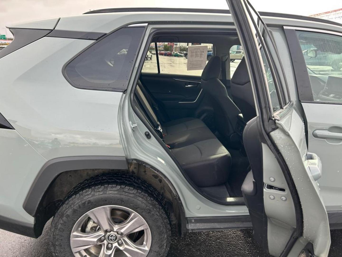 2023 GRAY TOYOTA RAV4 XLE XLE (2T3P1RFVXPW) with an 2.5L engine, Automatic transmission, located at 2525 S. Cushman, Fairbanks, AK, 99701, (907) 452-5707, 64.824036, -147.712311 - Photo#5