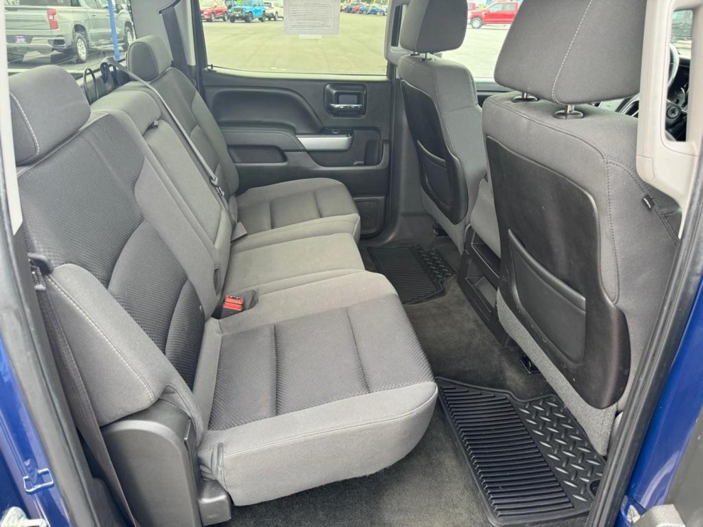 2014 BLUE CHEVROLET SILVERADO 1500 LT (3GCUKREC5EG) with an 5.3L engine, Automatic transmission, located at 2525 S. Cushman, Fairbanks, AK, 99701, (907) 452-5707, 64.824036, -147.712311 - Photo#5