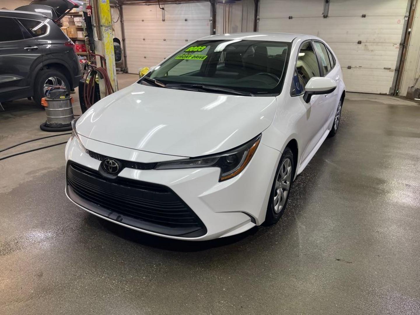 2023 WHITE TOYOTA COROLLA LE LE (5YFB4MDE9PP) with an 2.0L engine, Continuously Variable transmission, located at 2525 S. Cushman, Fairbanks, AK, 99701, (907) 452-5707, 64.824036, -147.712311 - Photo#1