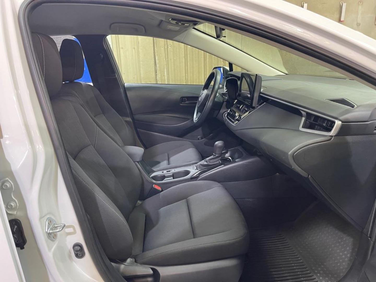 2023 WHITE TOYOTA COROLLA LE LE (5YFB4MDE9PP) with an 2.0L engine, Continuously Variable transmission, located at 2525 S. Cushman, Fairbanks, AK, 99701, (907) 452-5707, 64.824036, -147.712311 - Photo#3