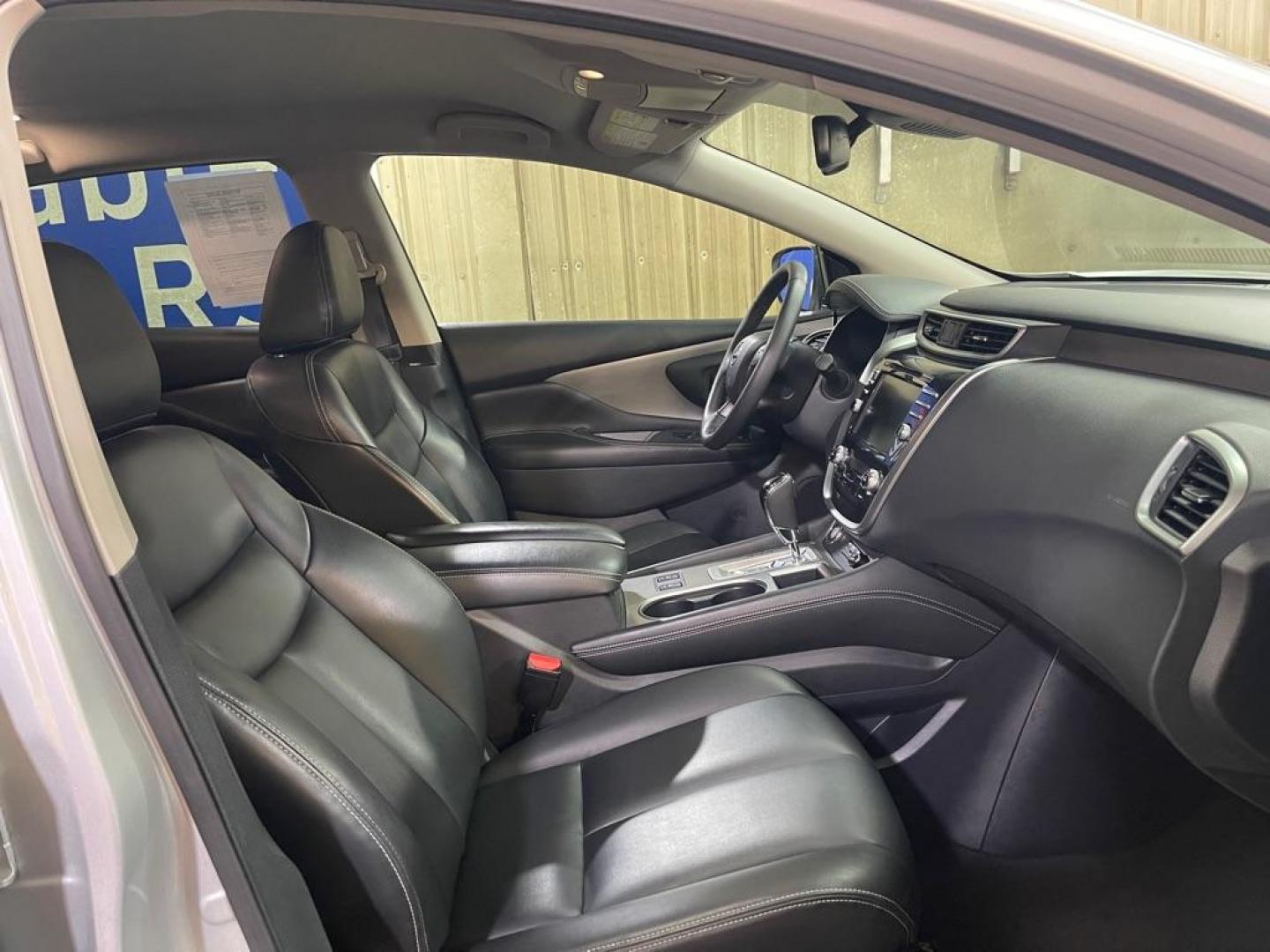 2023 SILVER NISSAN MURANO SV SV (5N1AZ2BSXPC) with an 3.5L engine, Automatic transmission, located at 2525 S. Cushman, Fairbanks, AK, 99701, (907) 452-5707, 64.824036, -147.712311 - Photo#3