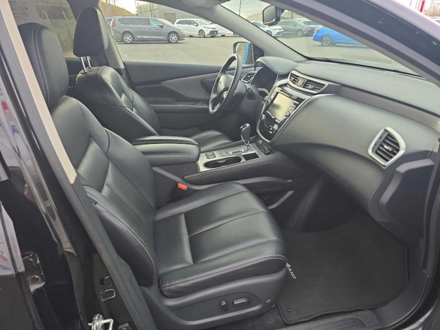 2023 BLACK NISSAN MURANO SV SV (5N1AZ2BS2PC) with an 3.5L engine, Automatic transmission, located at 2525 S. Cushman, Fairbanks, AK, 99701, (907) 452-5707, 64.824036, -147.712311 - Photo#4