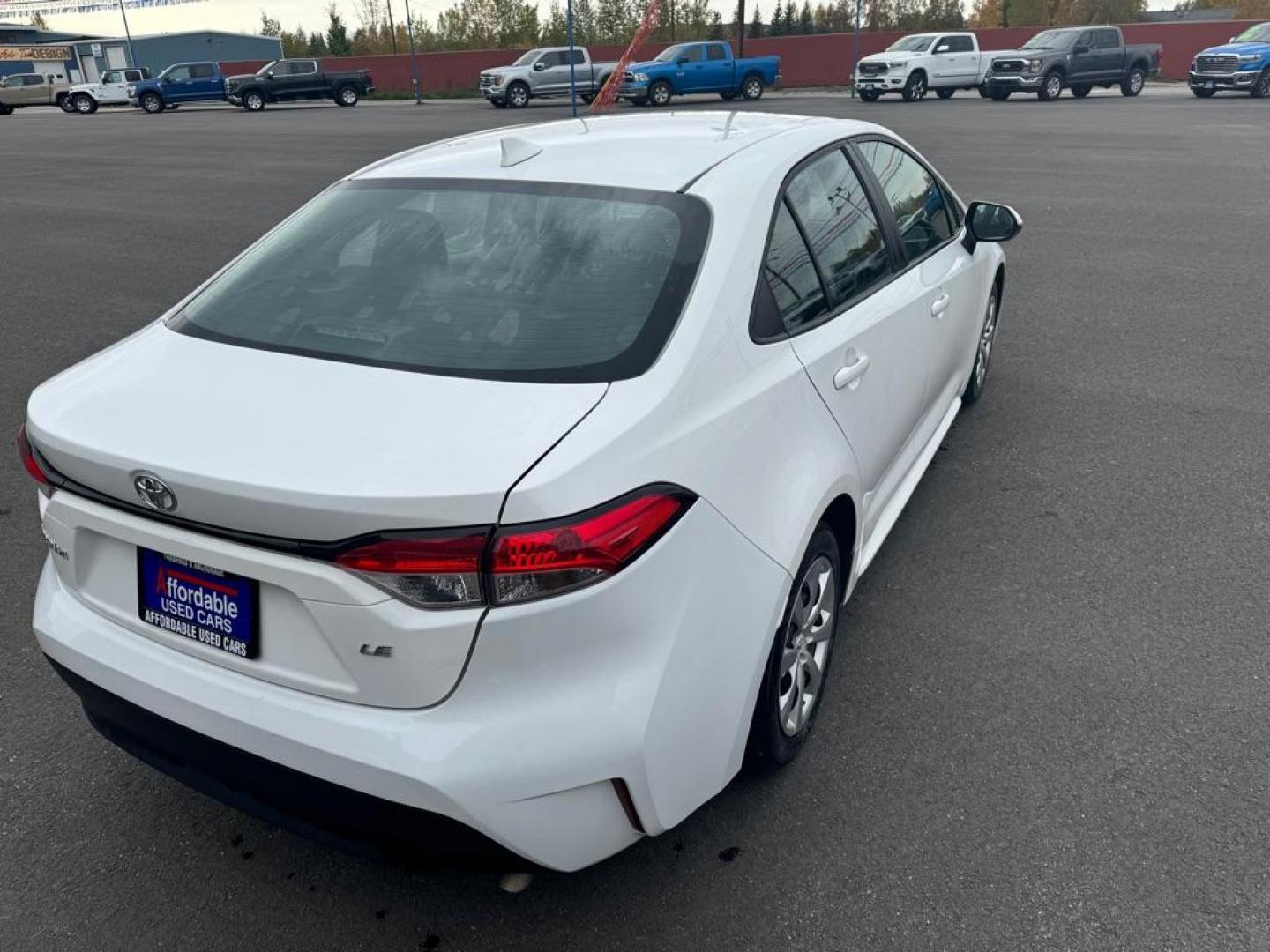 2023 WHITE TOYOTA COROLLA LE LE (5YFB4MDE8PP) with an 2.0L engine, Continuously Variable transmission, located at 2525 S. Cushman, Fairbanks, AK, 99701, (907) 452-5707, 64.824036, -147.712311 - Photo#2