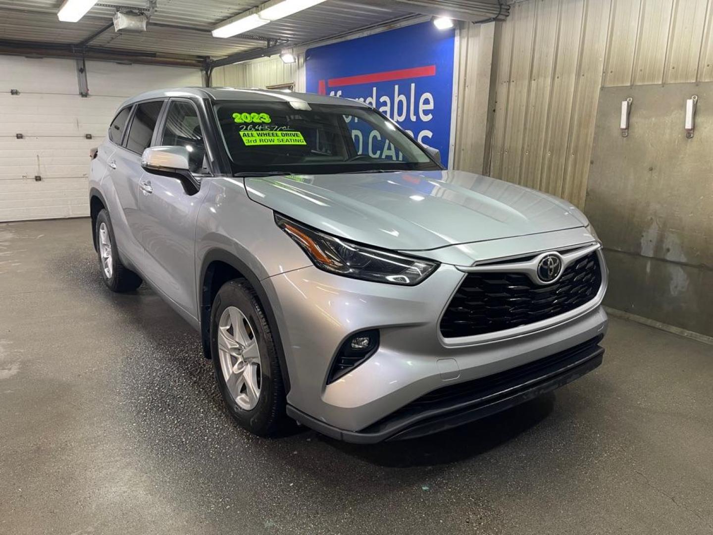 2023 SIVLER TOYOTA HIGHLANDER L (5TDKDRBH0PS) with an 2.4L engine, Automatic transmission, located at 2525 S. Cushman, Fairbanks, AK, 99701, (907) 452-5707, 64.824036, -147.712311 - Photo#0