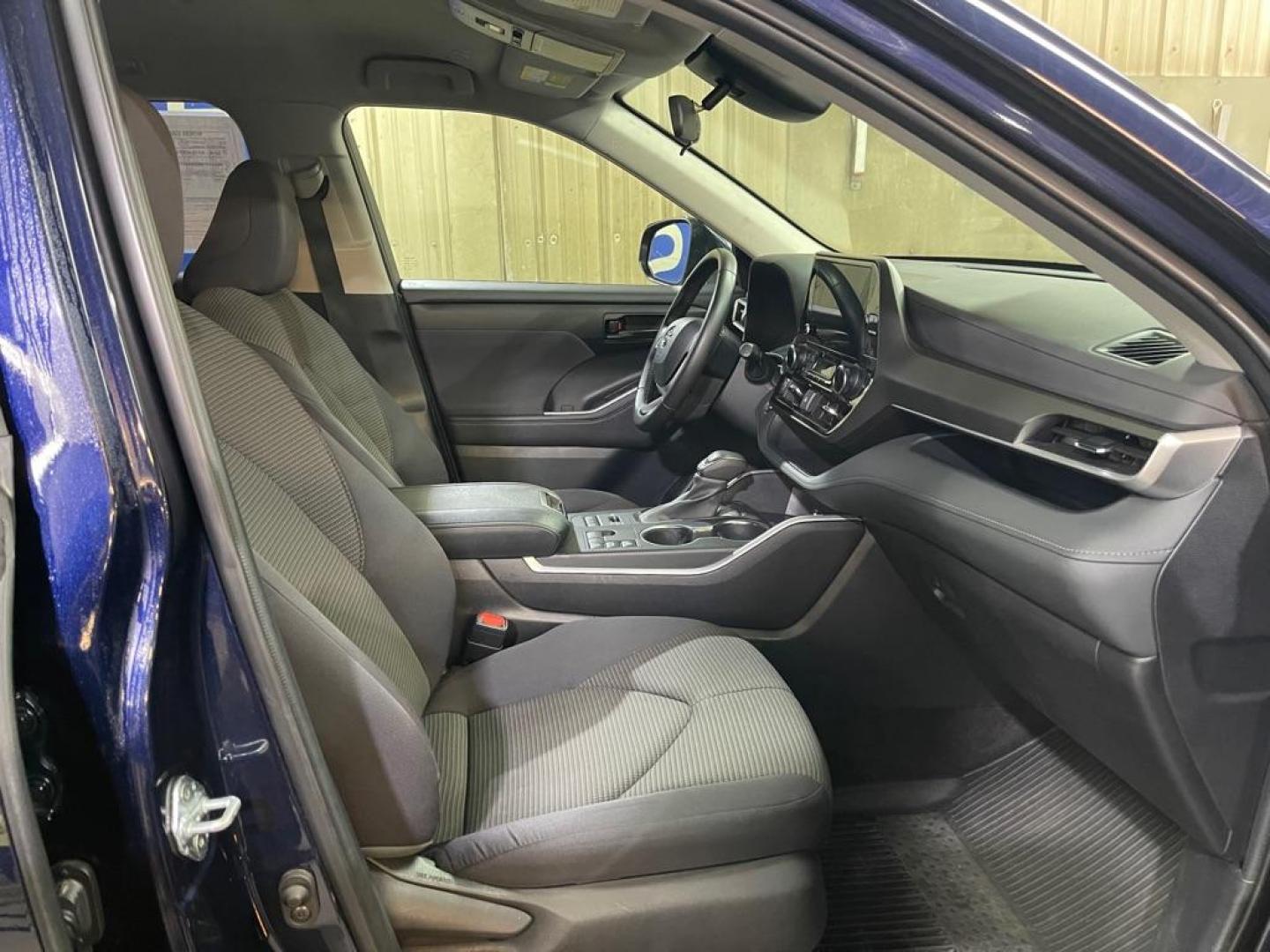 2023 BLUE TOYOTA HIGHLANDER L (5TDKDRBHXPS) with an 2.4L engine, Automatic transmission, located at 2525 S. Cushman, Fairbanks, AK, 99701, (907) 452-5707, 64.824036, -147.712311 - Photo#3