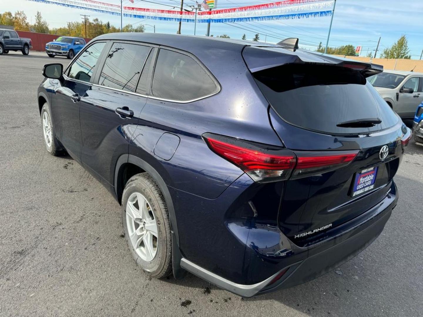 2023 BLUE TOYOTA HIGHLANDER L (5TDKDRBH9PS) with an 2.4L engine, Automatic transmission, located at 2525 S. Cushman, Fairbanks, AK, 99701, (907) 452-5707, 64.824036, -147.712311 - Photo#3