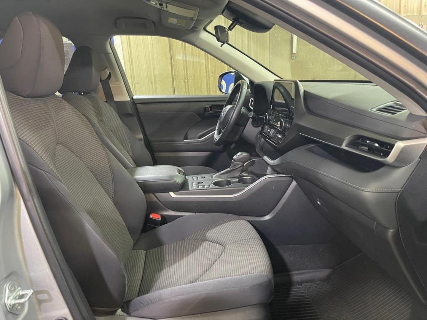 2023 SILVER TOYOTA HIGHLANDER L (5TDKDRBH9PS) with an 2.4L engine, Automatic transmission, located at 2525 S. Cushman, Fairbanks, AK, 99701, (907) 452-5707, 64.824036, -147.712311 - Photo#3