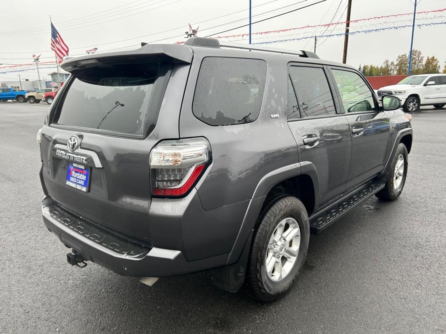 2023 GRAY TOYOTA 4RUNNER SE (JTEMU5JR2P6) with an 4.0L engine, Automatic transmission, located at 2525 S. Cushman, Fairbanks, AK, 99701, (907) 452-5707, 64.824036, -147.712311 - Photo#2