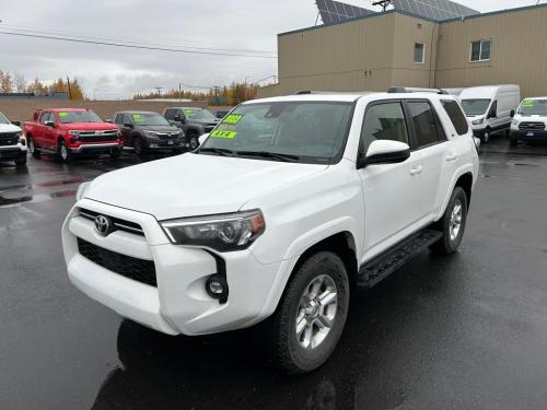 2023 TOYOTA 4RUNNER SE