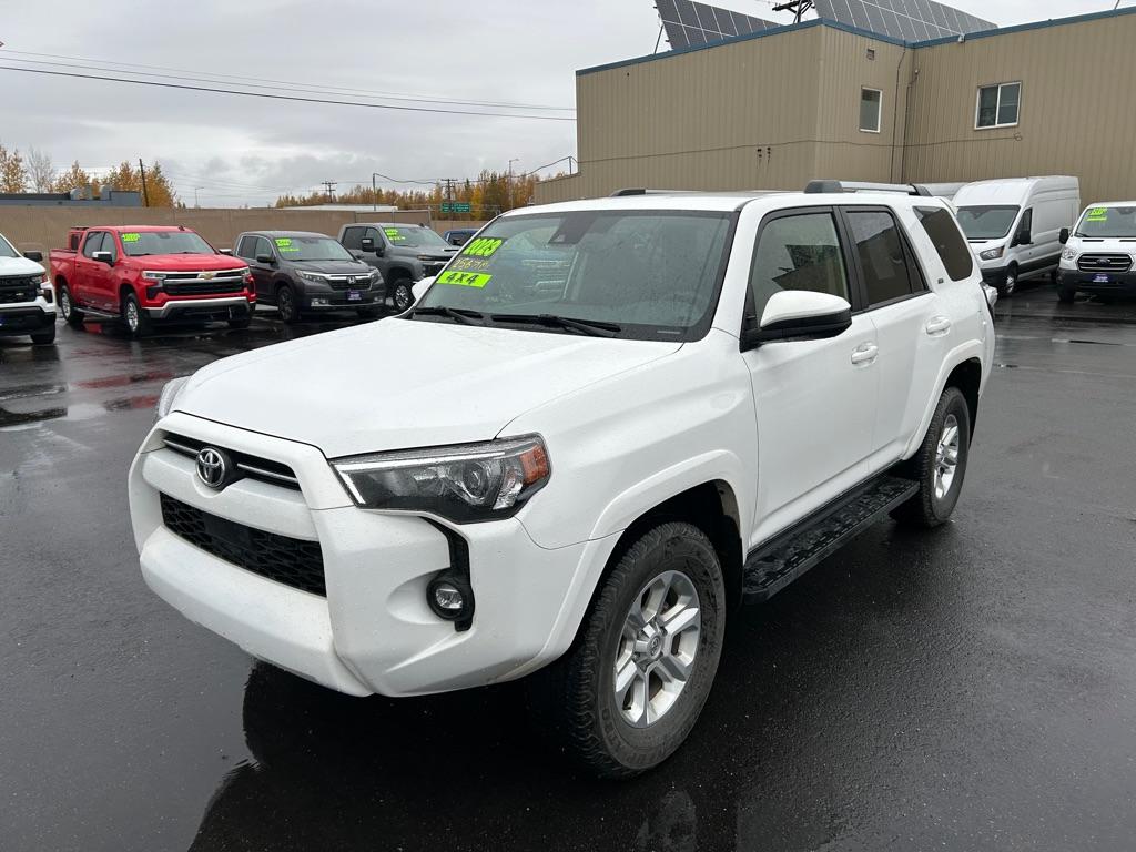 photo of 2023 TOYOTA 4RUNNER SE