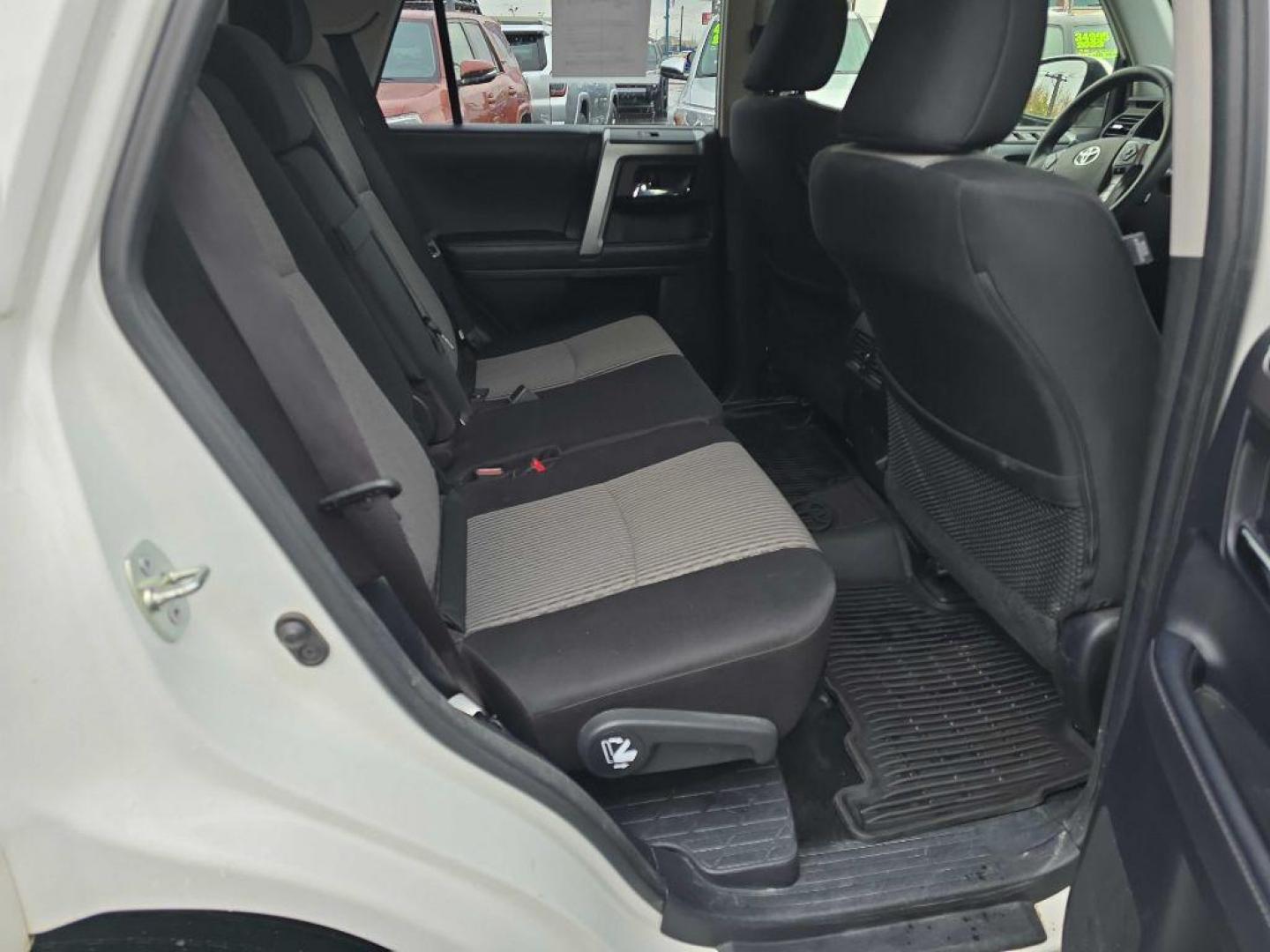 2023 WHITE TOYOTA 4RUNNER SE (JTEMU5JR2P6) with an 4.0L engine, Automatic transmission, located at 2525 S. Cushman, Fairbanks, AK, 99701, (907) 452-5707, 64.824036, -147.712311 - Photo#2