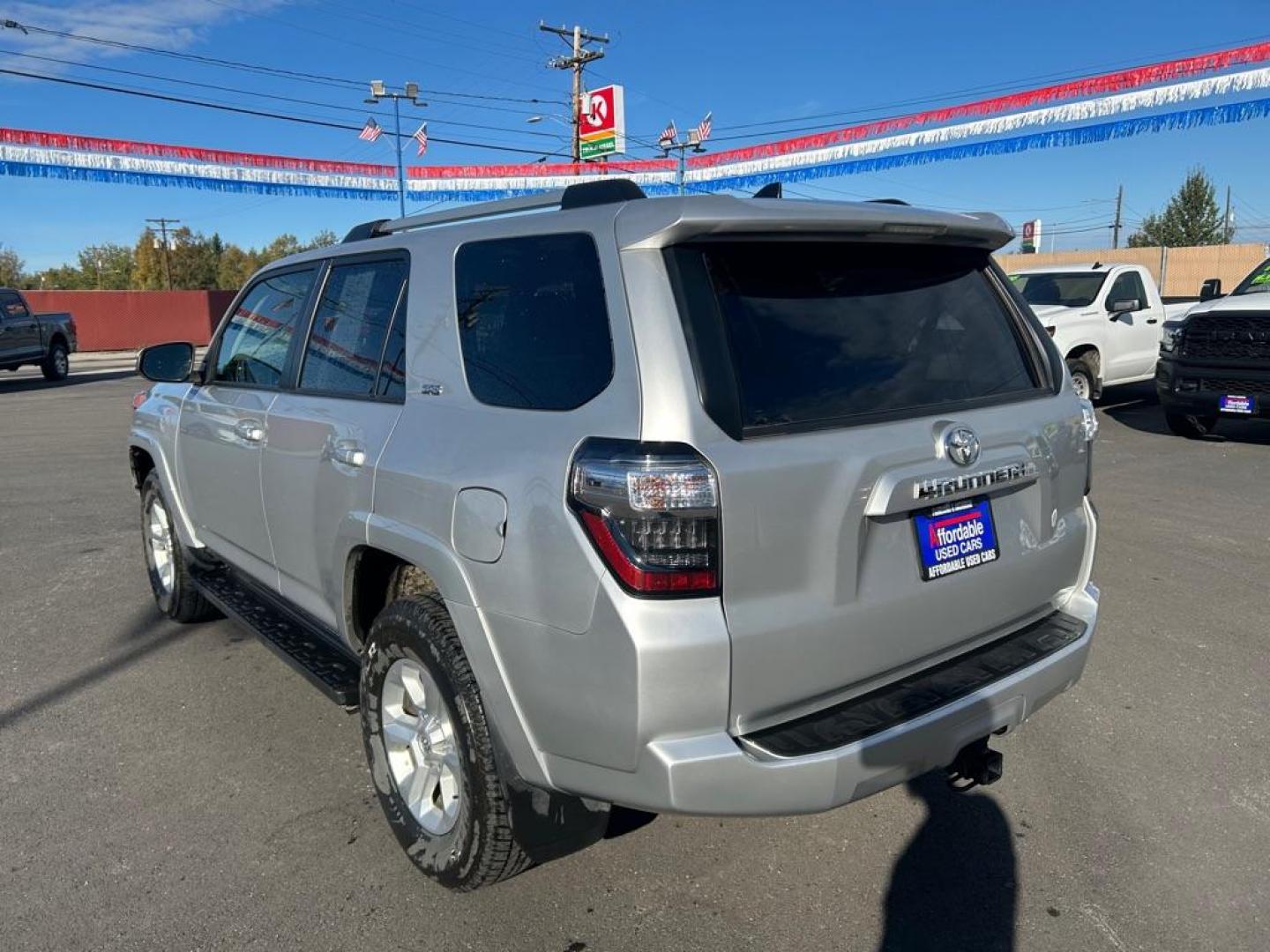 2023 SILVER TOYOTA 4RUNNER SE (JTEMU5JRXP6) with an 4.0L engine, Automatic transmission, located at 2525 S. Cushman, Fairbanks, AK, 99701, (907) 452-5707, 64.824036, -147.712311 - Photo#3