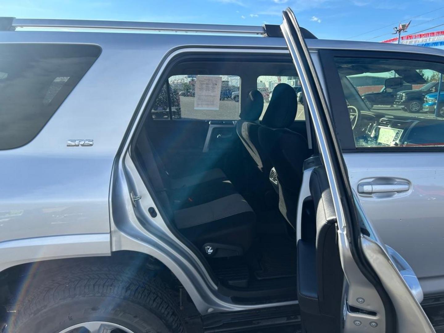 2023 SILVER TOYOTA 4RUNNER SE (JTEMU5JRXP6) with an 4.0L engine, Automatic transmission, located at 2525 S. Cushman, Fairbanks, AK, 99701, (907) 452-5707, 64.824036, -147.712311 - Photo#5