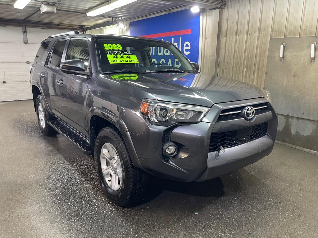 photo of 2023 TOYOTA 4RUNNER SE