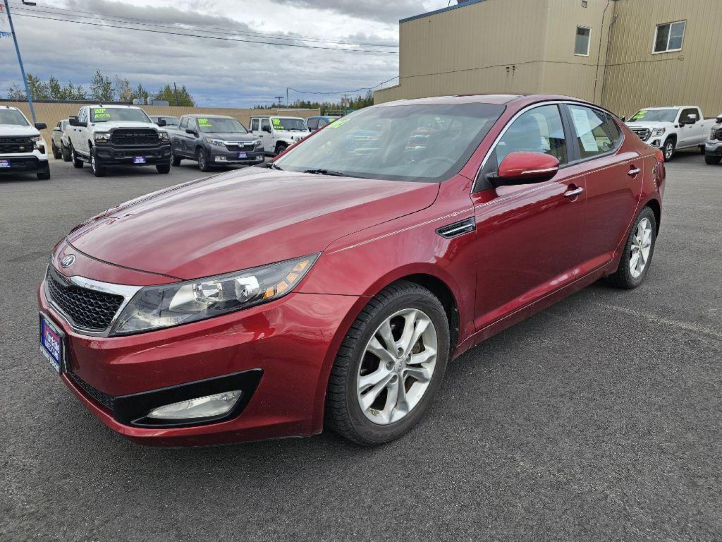 2013 MAROON KIA OPTIMA EX (5XXGN4A79DG) with an 2.4L engine, Automatic transmission, located at 2525 S. Cushman, Fairbanks, AK, 99701, (907) 452-5707, 64.824036, -147.712311 - Photo#1