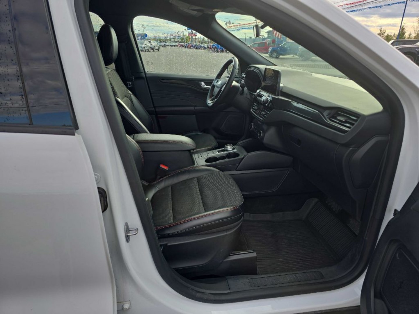 2023 WHITE FORD ESCAPE ST LINE ST LINE (1FMCU9MNXPU) with an 1.5L engine, Automatic transmission, located at 2525 S. Cushman, Fairbanks, AK, 99701, (907) 452-5707, 64.824036, -147.712311- Photo#3