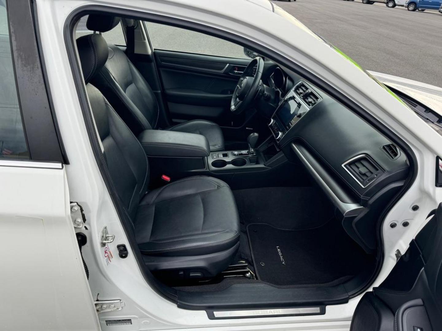 2019 WHITE SUBARU LEGACY 2.5I LIMITED (4S3BNAN63K3) with an 2.5L engine, Continuously Variable transmission, located at 2525 S. Cushman, Fairbanks, AK, 99701, (907) 452-5707, 64.824036, -147.712311 - Photo#4