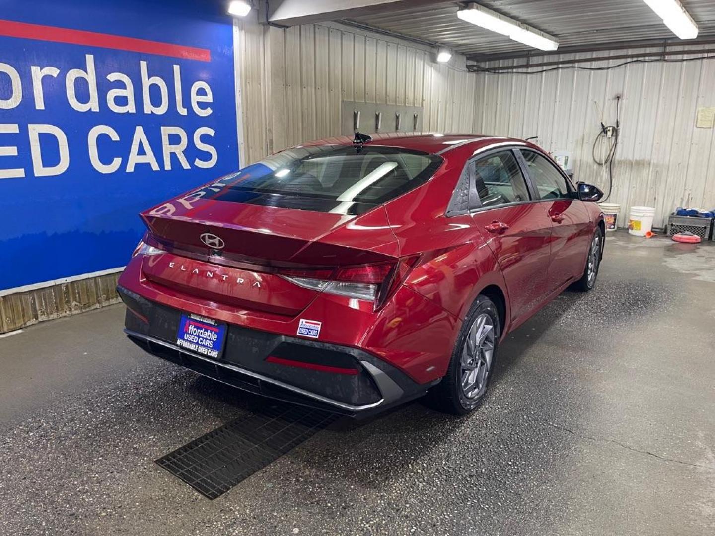 2024 RED HYUNDAI ELANTRA SEL (KMHLM4DG7RU) with an 2.0L engine, Continuously Variable transmission, located at 2525 S. Cushman, Fairbanks, AK, 99701, (907) 452-5707, 64.824036, -147.712311 - Photo#2
