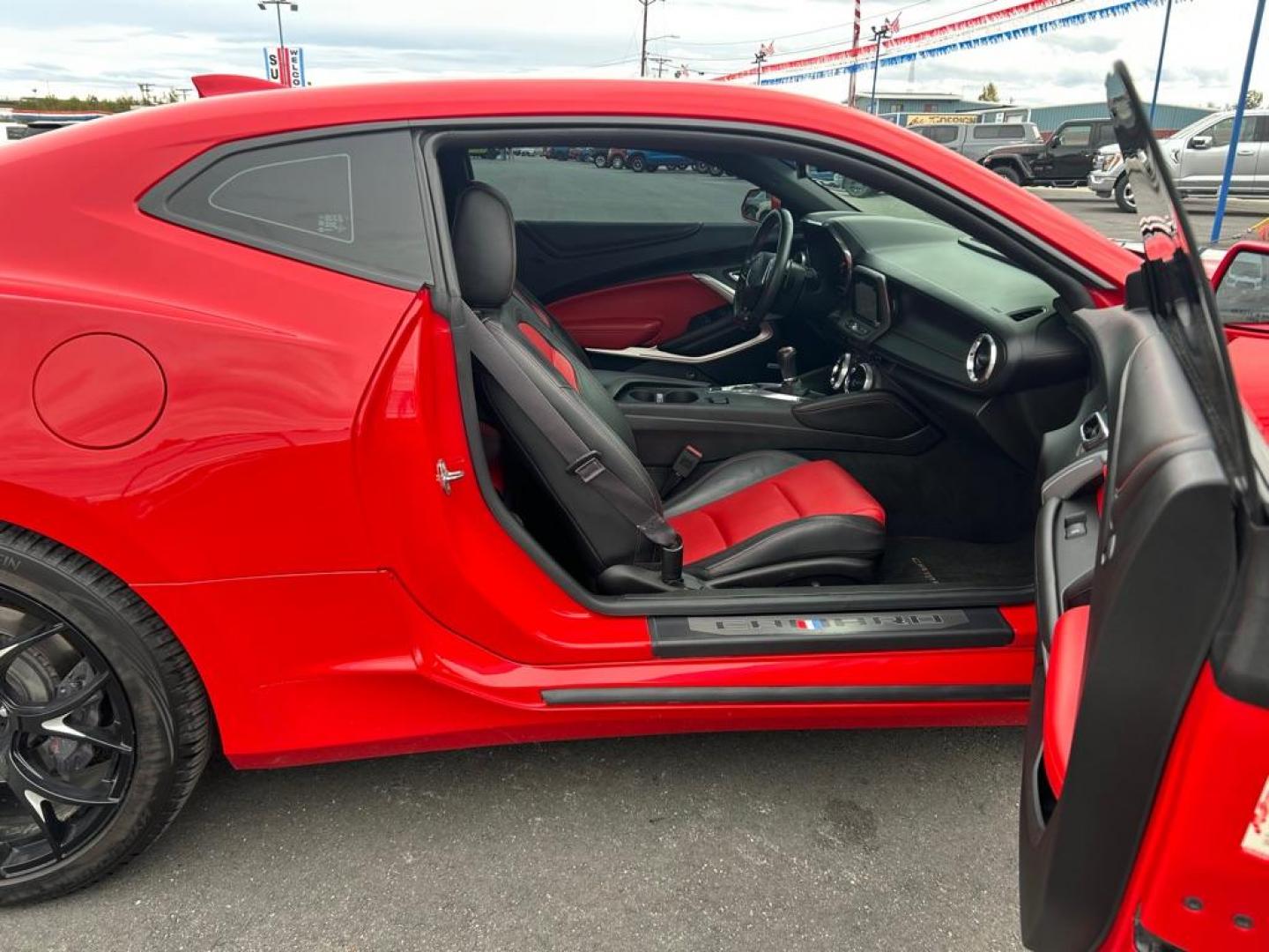 2017 RED CHEVROLET CAMARO SS (1G1FG1R72H0) with an 6.2L engine, 6-Speed Manual transmission, located at 2525 S. Cushman, Fairbanks, AK, 99701, (907) 452-5707, 64.824036, -147.712311 - Photo#4
