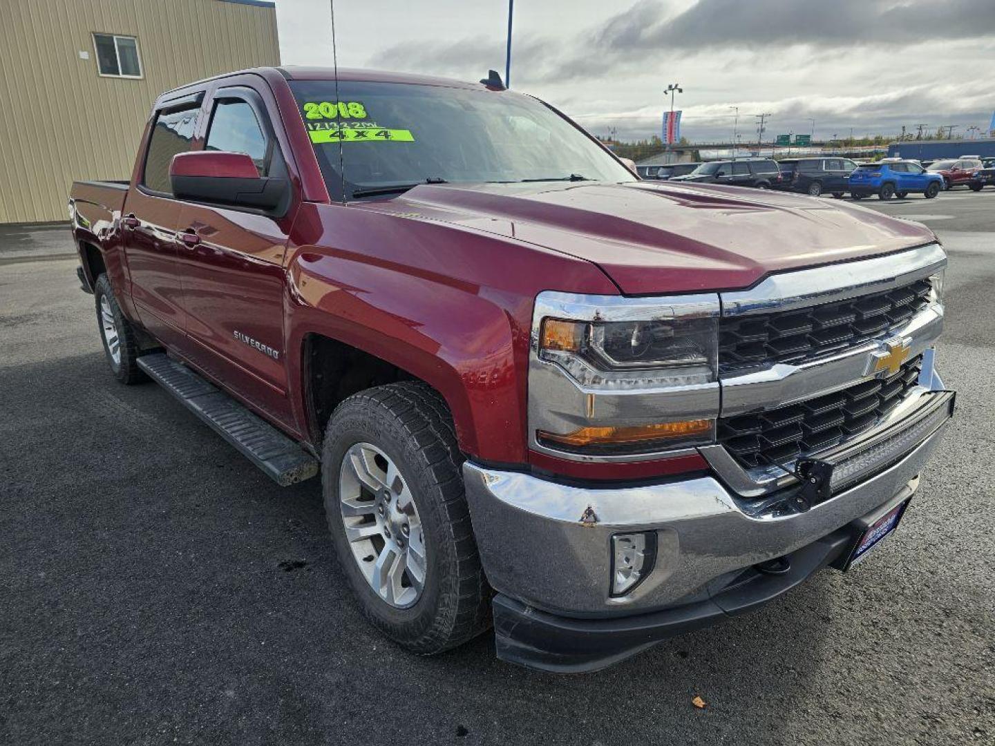 2018 RED CHEVROLET SILVERADO 1500 LT (3GCUKREC4JG) with an 5.3L engine, Automatic transmission, located at 2525 S. Cushman, Fairbanks, AK, 99701, (907) 452-5707, 64.824036, -147.712311 - Photo#3