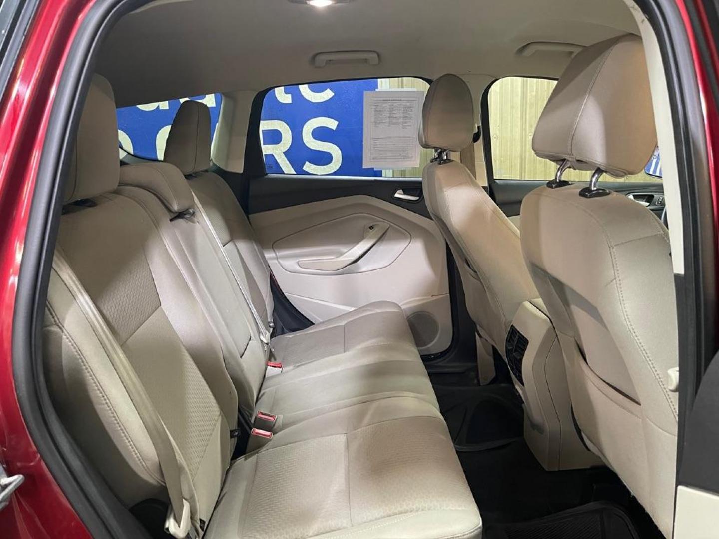 2017 RED FORD ESCAPE SE (1FMCU9G97HU) with an 2.0L engine, Automatic transmission, located at 2525 S. Cushman, Fairbanks, AK, 99701, (907) 452-5707, 64.824036, -147.712311 - Photo#4