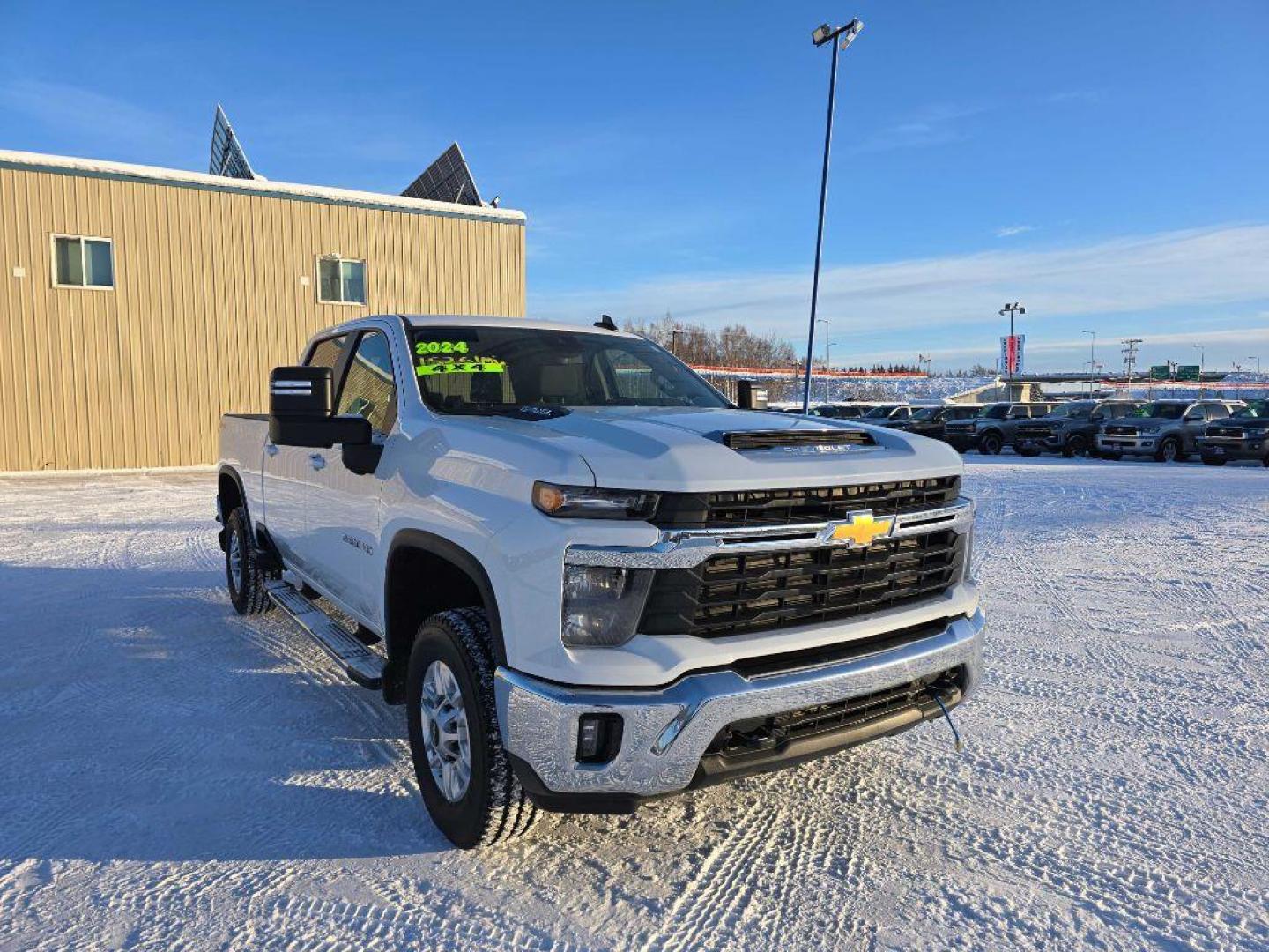 2024 WHITE CHEVROLET SILVERADO 2500 HEAVY DUTY LT (1GC4YNE75RF) with an 6.6L engine, Automatic transmission, located at 2525 S. Cushman, Fairbanks, AK, 99701, (907) 452-5707, 64.824036, -147.712311 - Photo#0