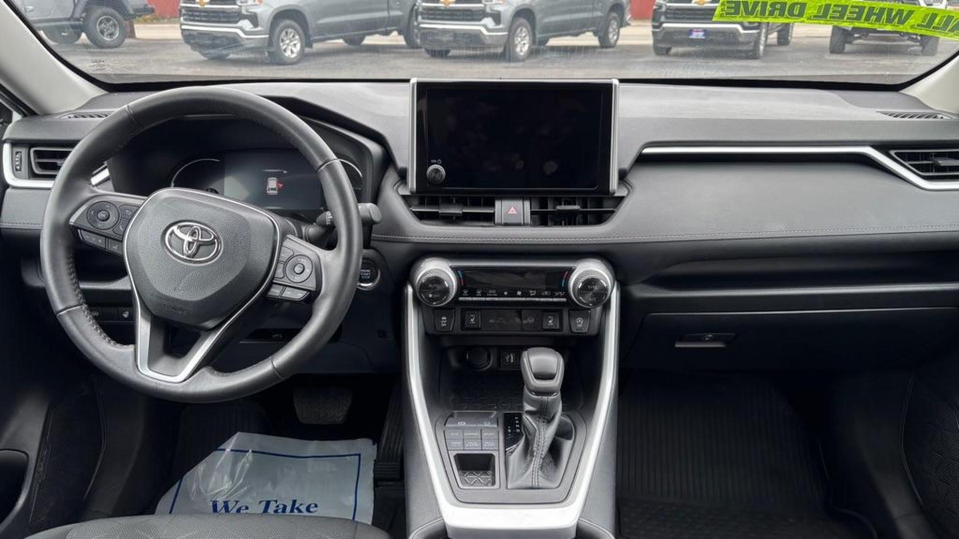 2023 WHITE TOYOTA RAV4 XLE XLE (2T3P1RFV9PW) with an 2.5L engine, Automatic transmission, located at 2525 S. Cushman, Fairbanks, AK, 99701, (907) 452-5707, 64.824036, -147.712311 - Photo#3