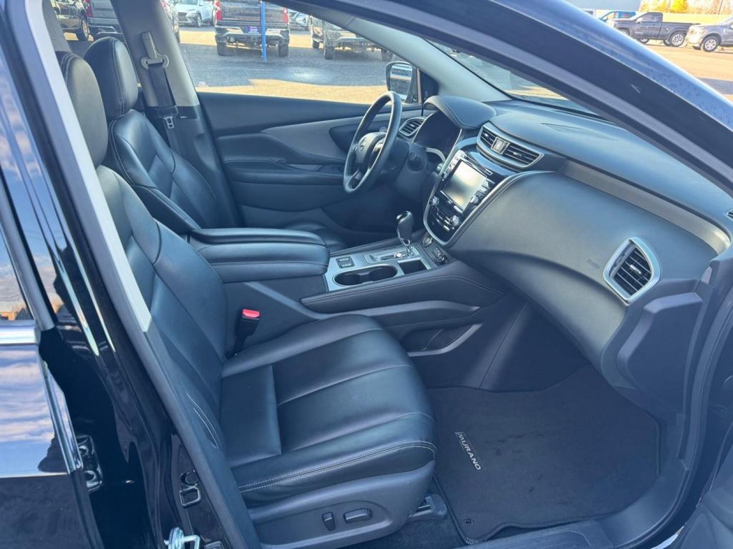 2023 BLACK NISSAN MURANO SV SV (5N1AZ2BS0PC) with an 3.5L engine, Automatic transmission, located at 2525 S. Cushman, Fairbanks, AK, 99701, (907) 452-5707, 64.824036, -147.712311 - Photo#4